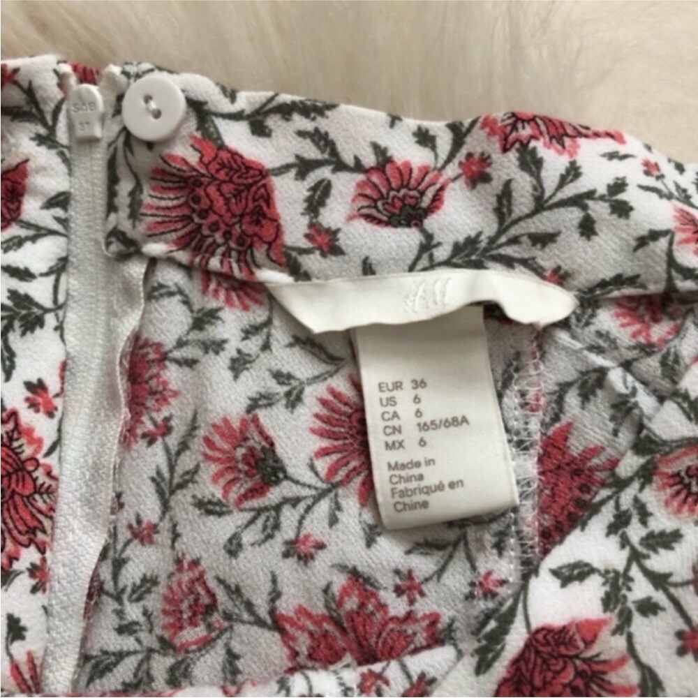 H&M Floral Skater Miniskirt - Picture 2 of 5